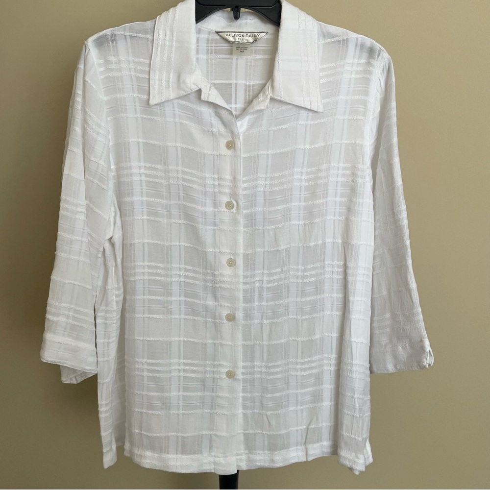 Allison Daley White Textured Blouse